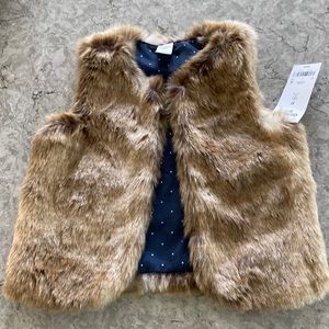 Toddler faux fur vest 3T new with tags!